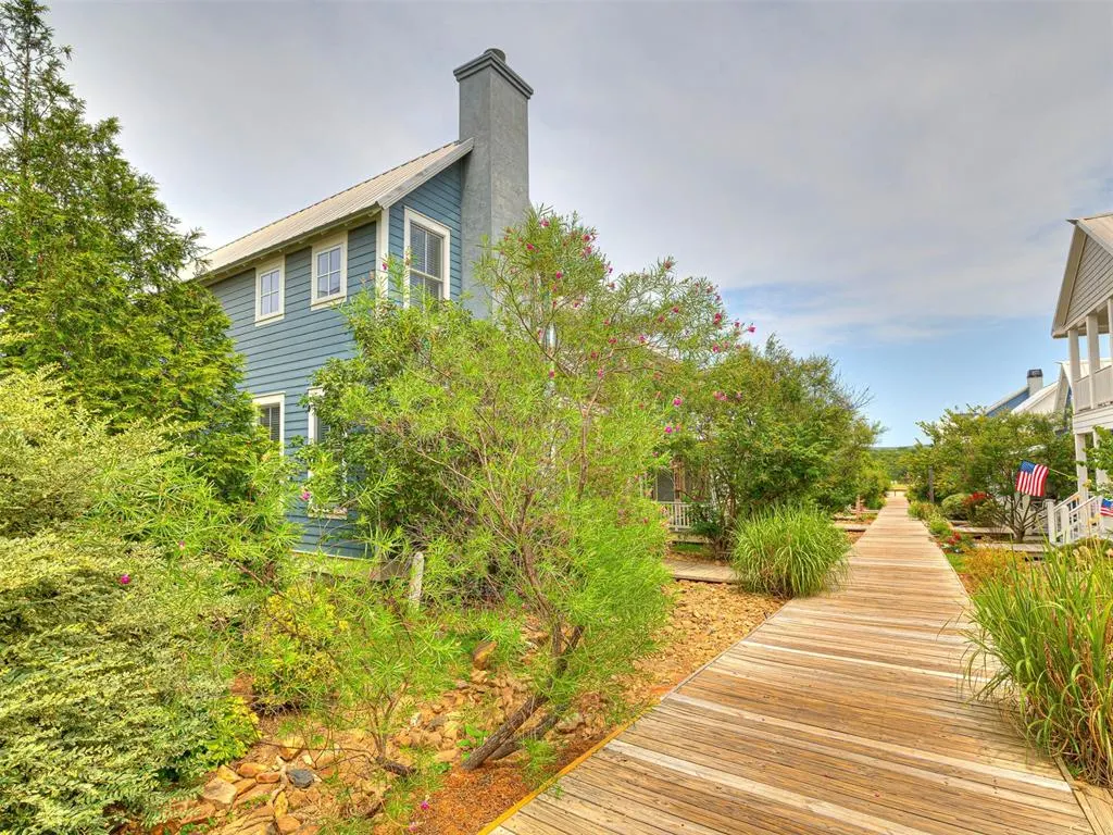 Photo 4 — 39 Boardwalk, Carlton Landing, OK 74432