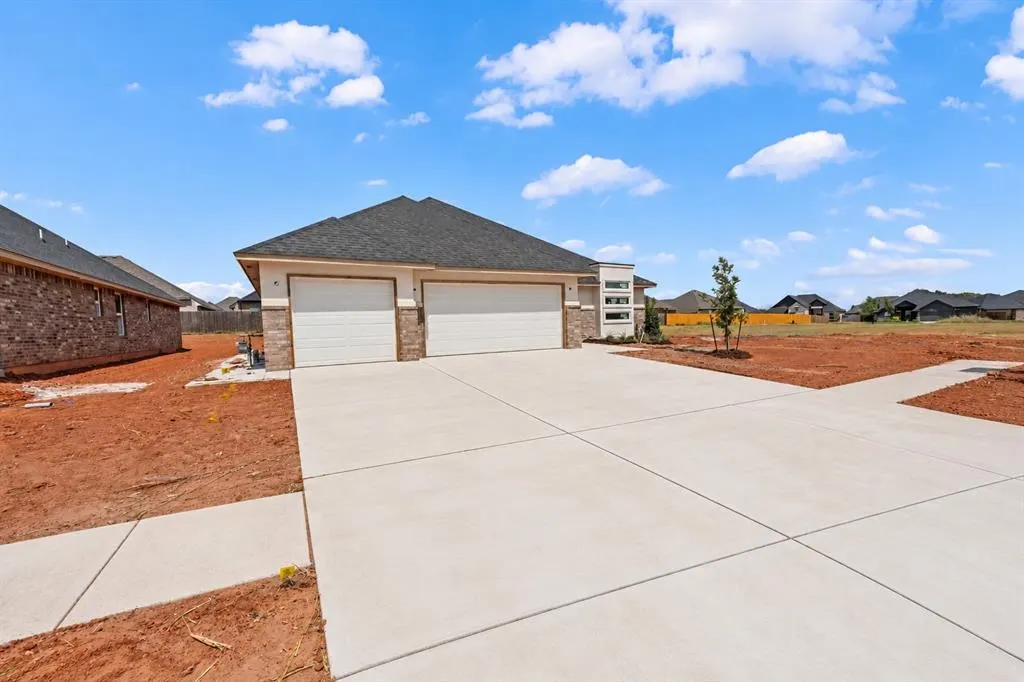 Photo 34 — 11717 SW 48th Street, Mustang, OK 73064