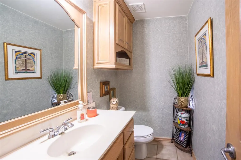 Photo 21 — 1605 Vandivort Place, Edmond, OK 73034