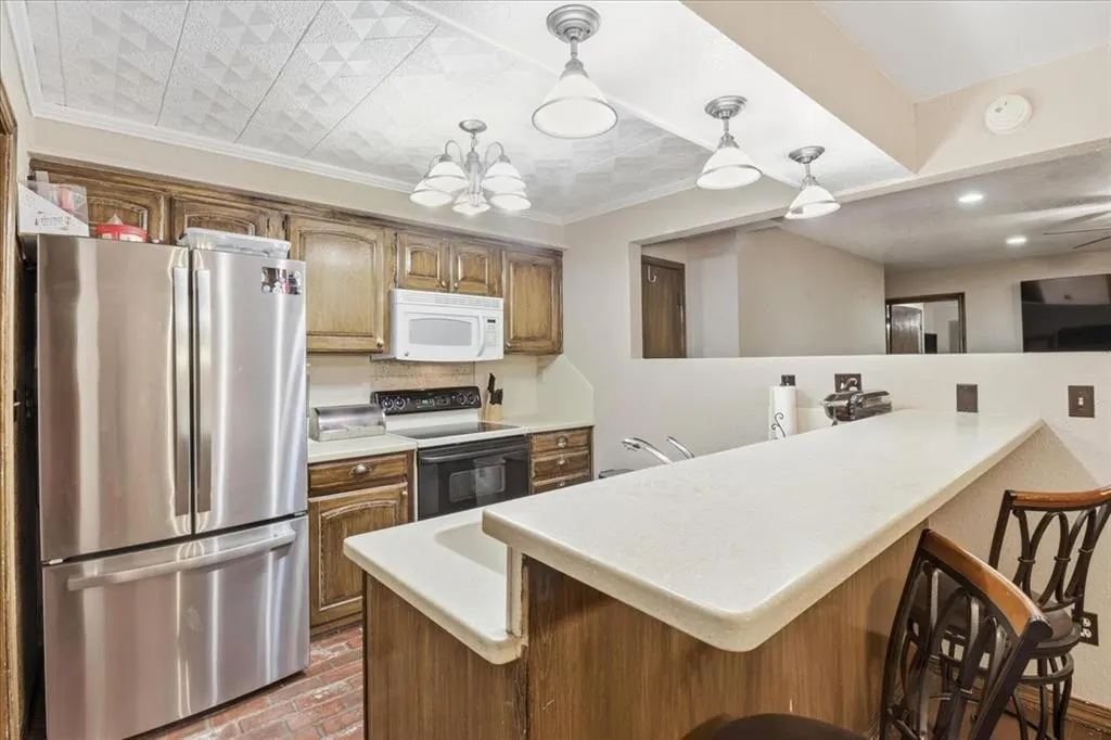 Photo 13 — 111 The Hills Street, Clinton, OK 73601