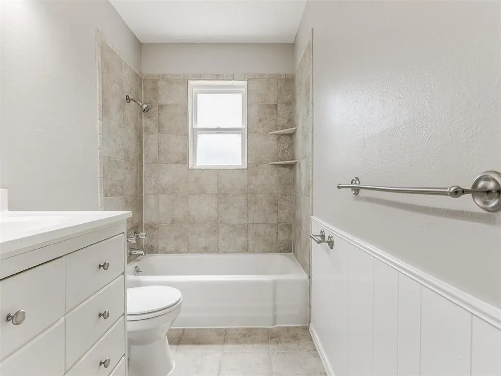 Photo 11 — 339 Rosewood Drive, Norman, OK 73069