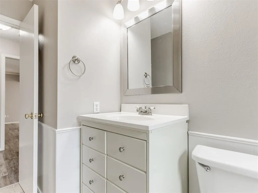 Photo 12 — 339 Rosewood Drive, Norman, OK 73069