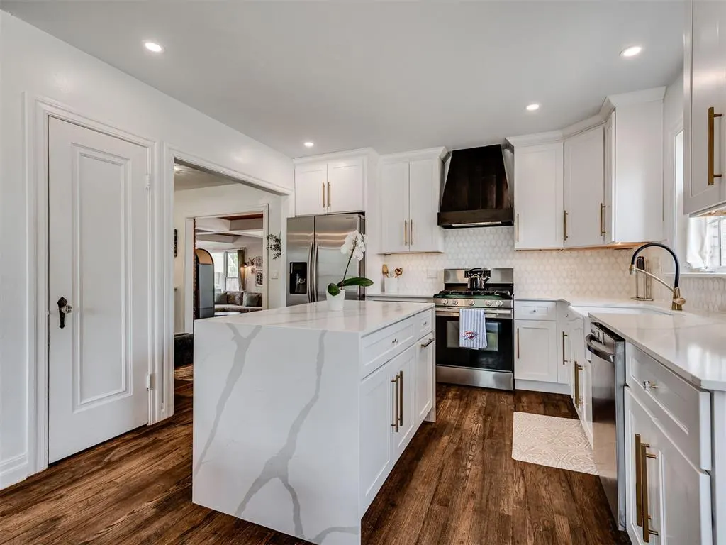 Photo 9 — 2628 NW 28th Street, Oklahoma City, OK 73107