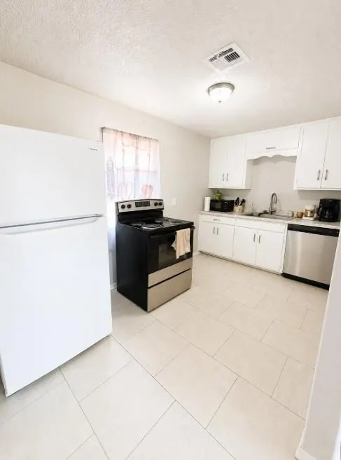 Photo 5 — 1165 SE 19th Street, Oklahoma City, OK 73129
