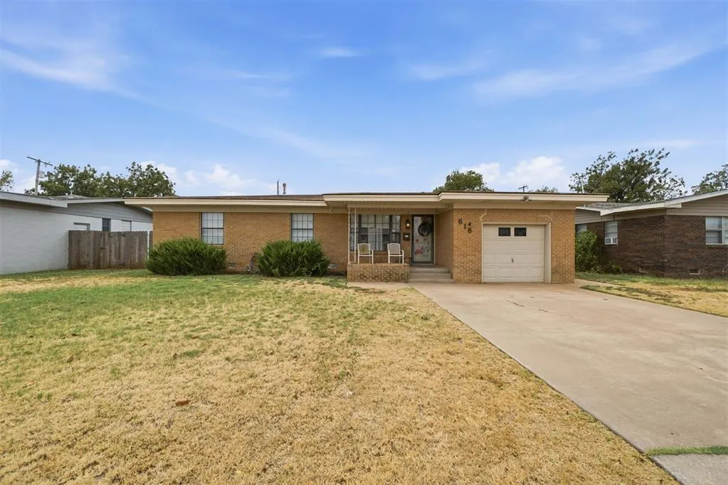 Photo 34 — 616 W Martha Street, Altus, OK 73521