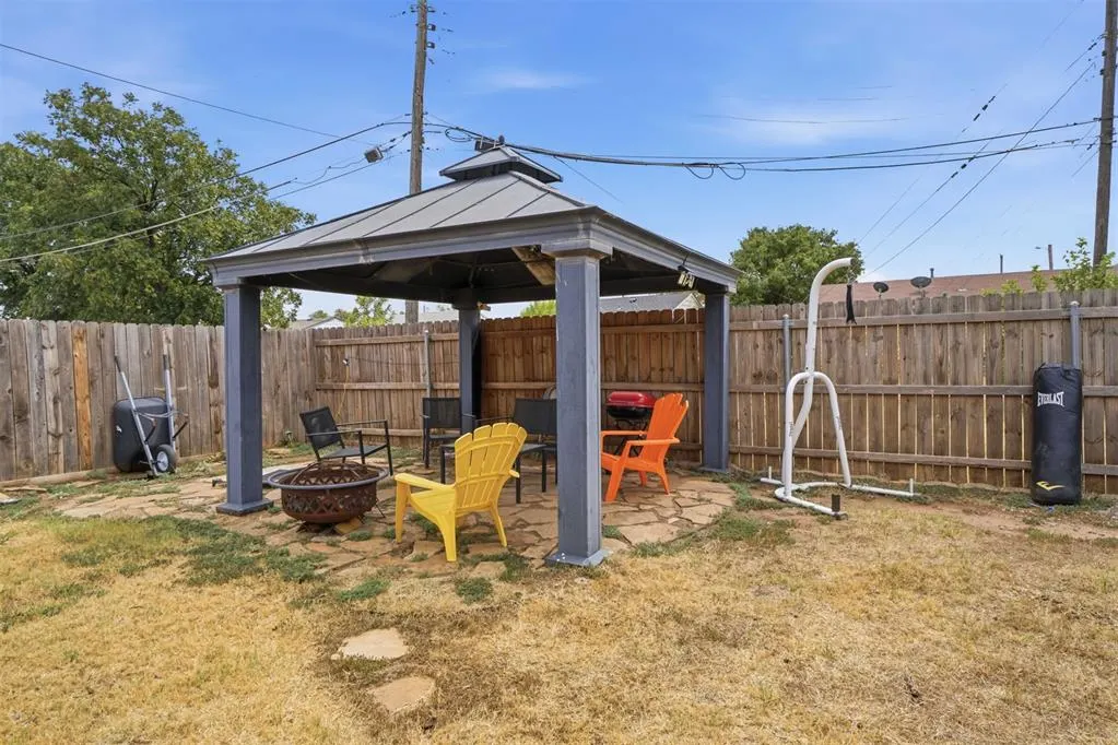 Photo 40 — 616 W Martha Street, Altus, OK 73521