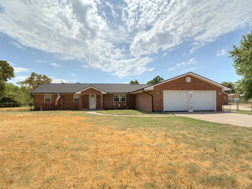 Photo 3 — 12320 Eastwood Drive, Choctaw, OK 73020