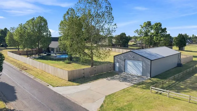 Photo 5 — 2020 Kyle Drive, Guthrie, OK 73044