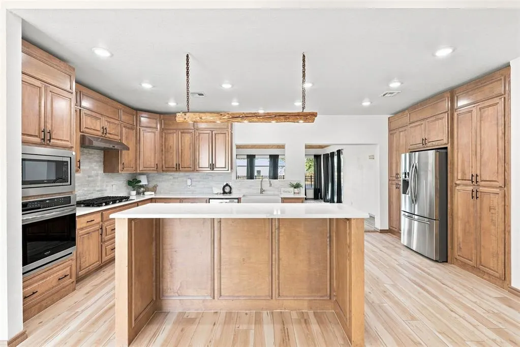 Photo 13 — 2020 Kyle Drive, Guthrie, OK 73044