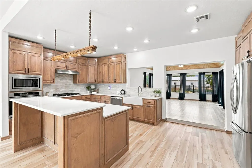 Photo 14 — 2020 Kyle Drive, Guthrie, OK 73044