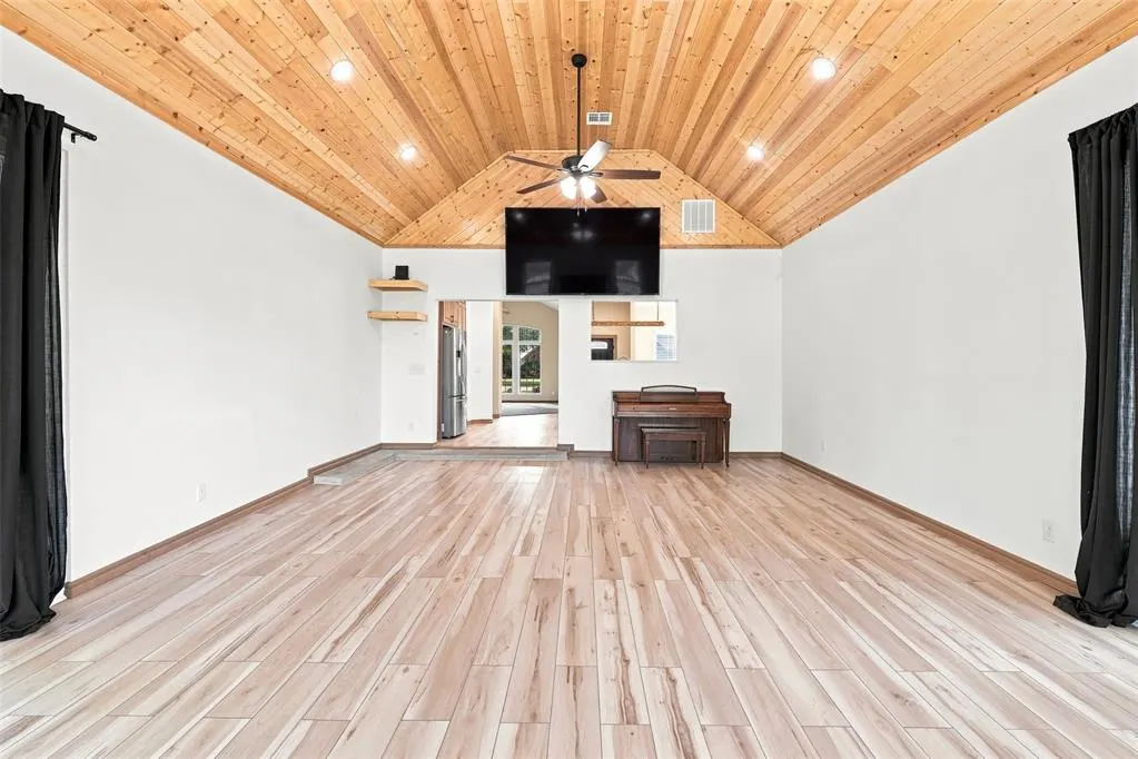 Photo 21 — 2020 Kyle Drive, Guthrie, OK 73044
