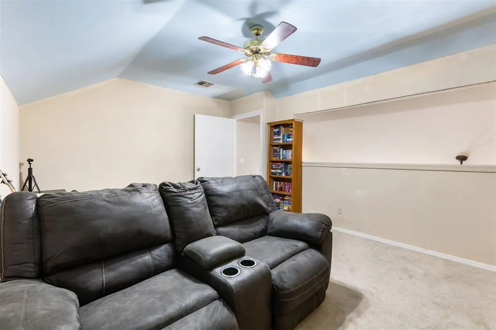 Photo 10 — 17300 Valley Crest, Edmond, OK 73012