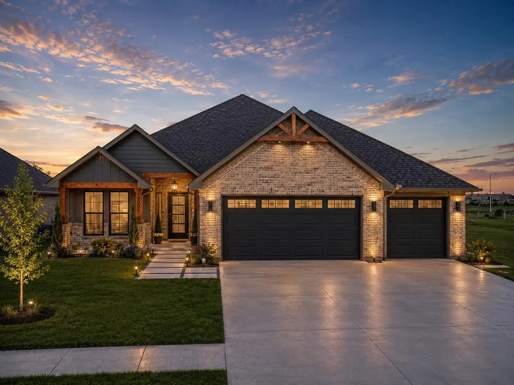 Front exterior — 9316 SW 39th Street, Oklahoma City, OK 73179