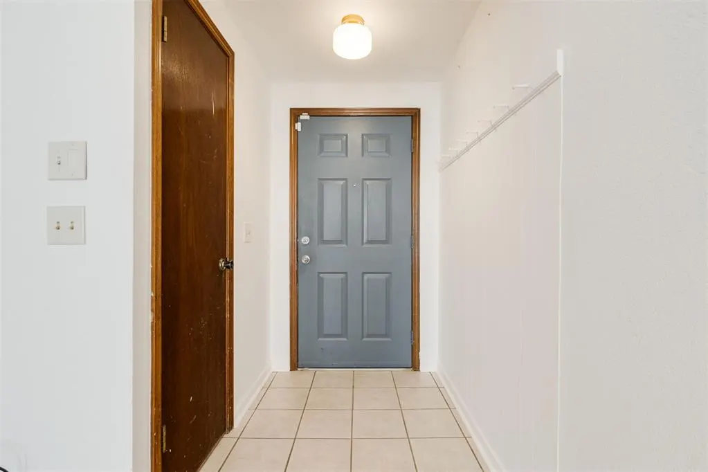 Photo 4 — 11612 Matthews Avenue, Oklahoma City, OK 73162