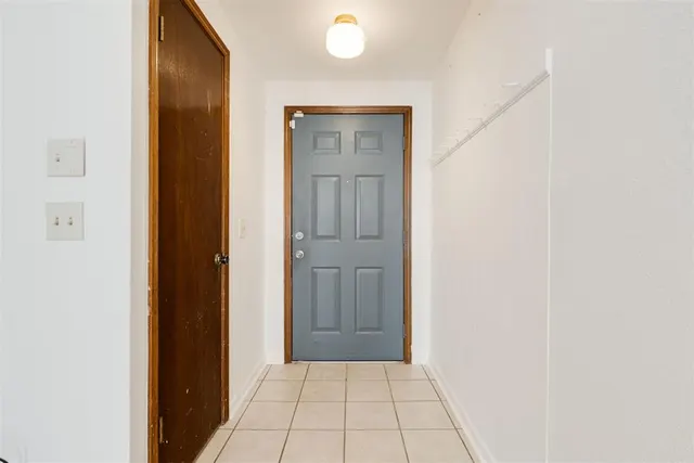 Photo 4 — 11612 Matthews Avenue, Oklahoma City, OK 73162