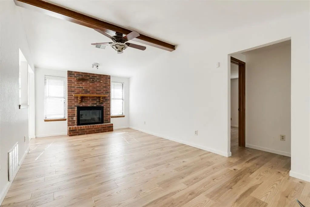 Photo 5 — 11612 Matthews Avenue, Oklahoma City, OK 73162