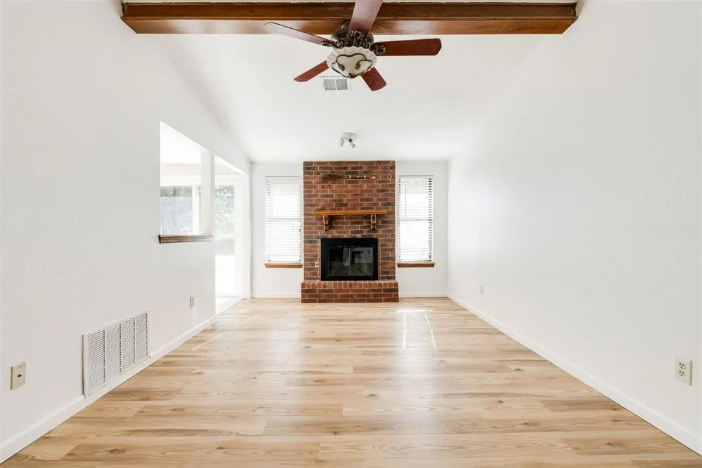 Photo 6 — 11612 Matthews Avenue, Oklahoma City, OK 73162