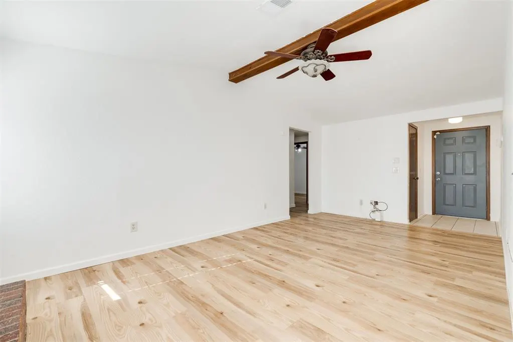 Photo 11 — 11612 Matthews Avenue, Oklahoma City, OK 73162