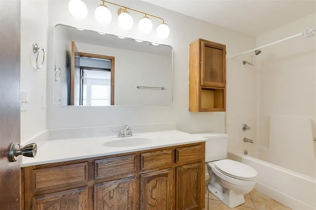 Photo 22 — 11612 Matthews Avenue, Oklahoma City, OK 73162
