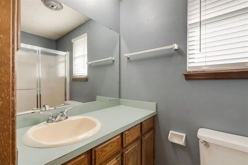 Photo 34 — 11612 Matthews Avenue, Oklahoma City, OK 73162