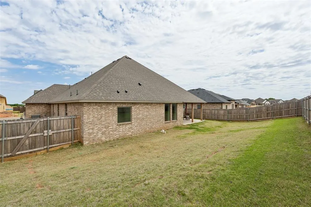 Photo 35 — 9312 NW 146th Street, Yukon, OK 73099