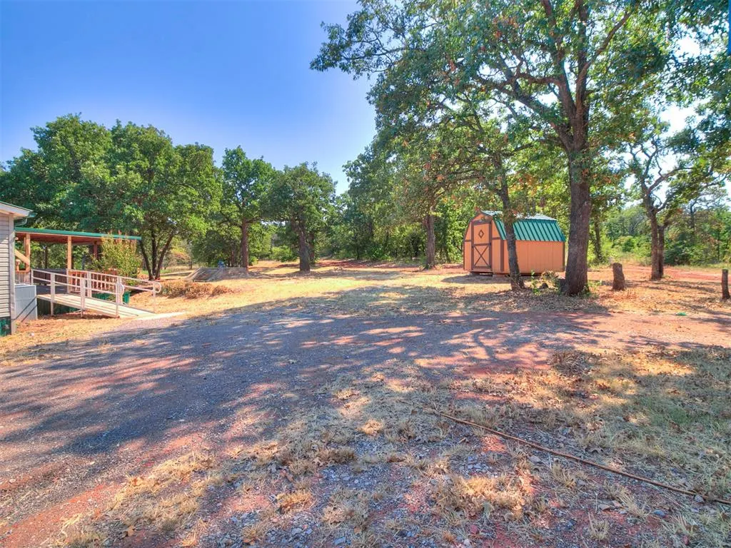 Photo 42 — 21700 Martin Road, Harrah, OK 73045