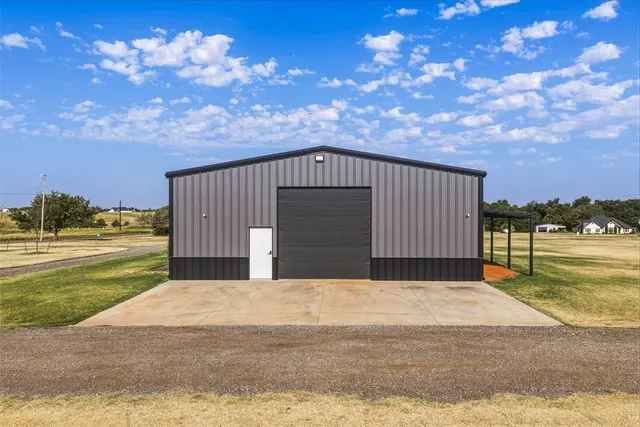 Photo 3 — 241 NW Moffat Road, Piedmont, OK 73078