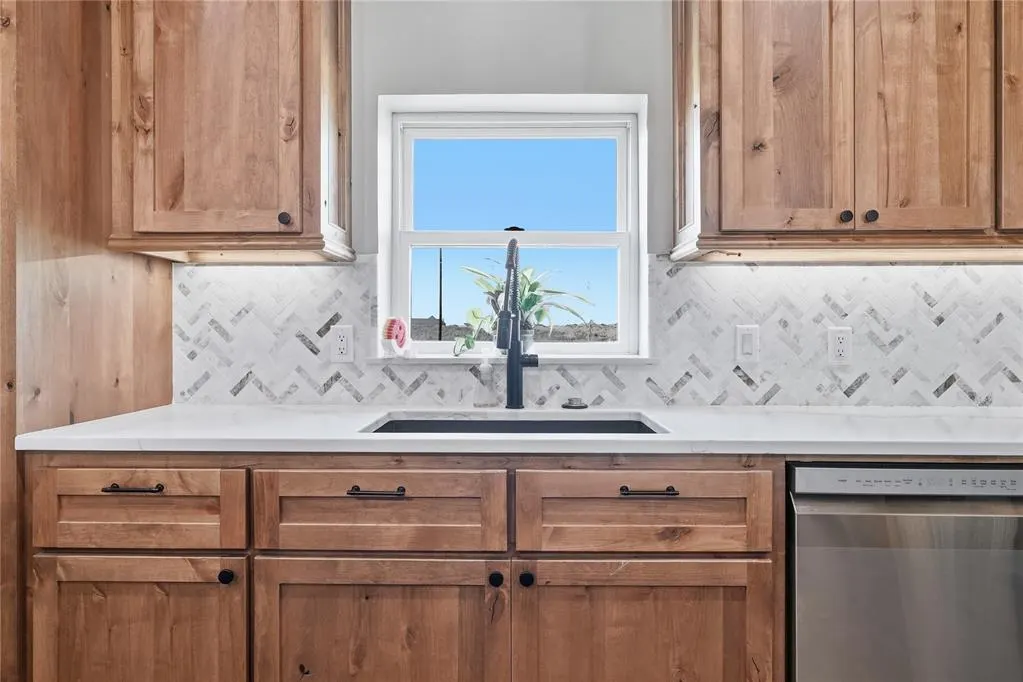 Photo 19 — 241 NW Moffat Road, Piedmont, OK 73078