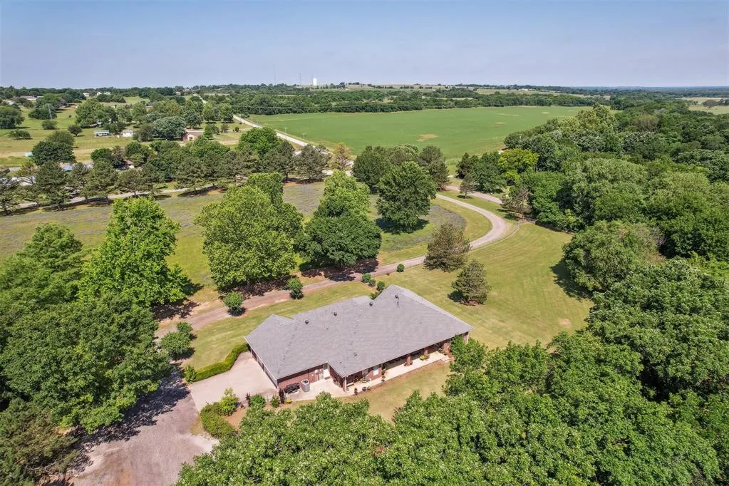 Photo 6 — 3534 N 9th Avenue, Purcell, OK 73080