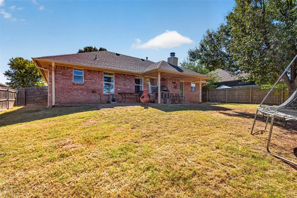Photo 23 — 1901 Butterfield Trail, Choctaw, OK 73020