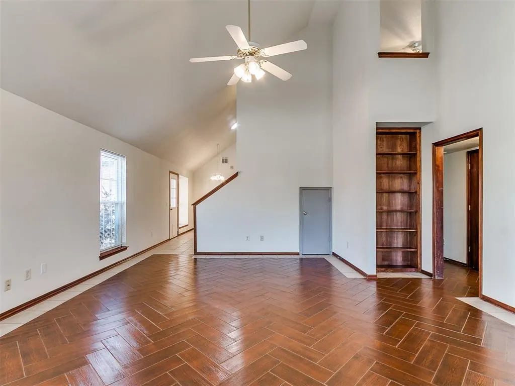 Photo 8 — 1100 SW 23rd Street, Moore, OK 73170