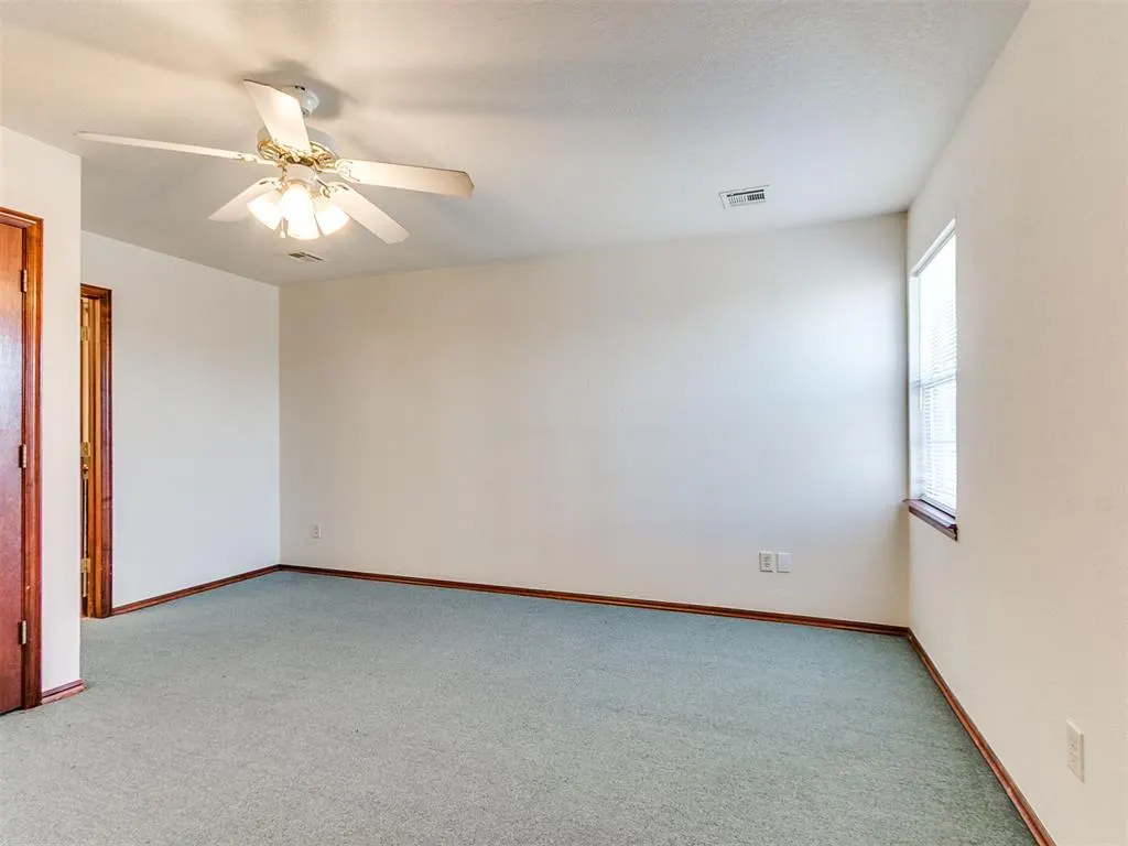 Photo 24 — 1100 SW 23rd Street, Moore, OK 73170