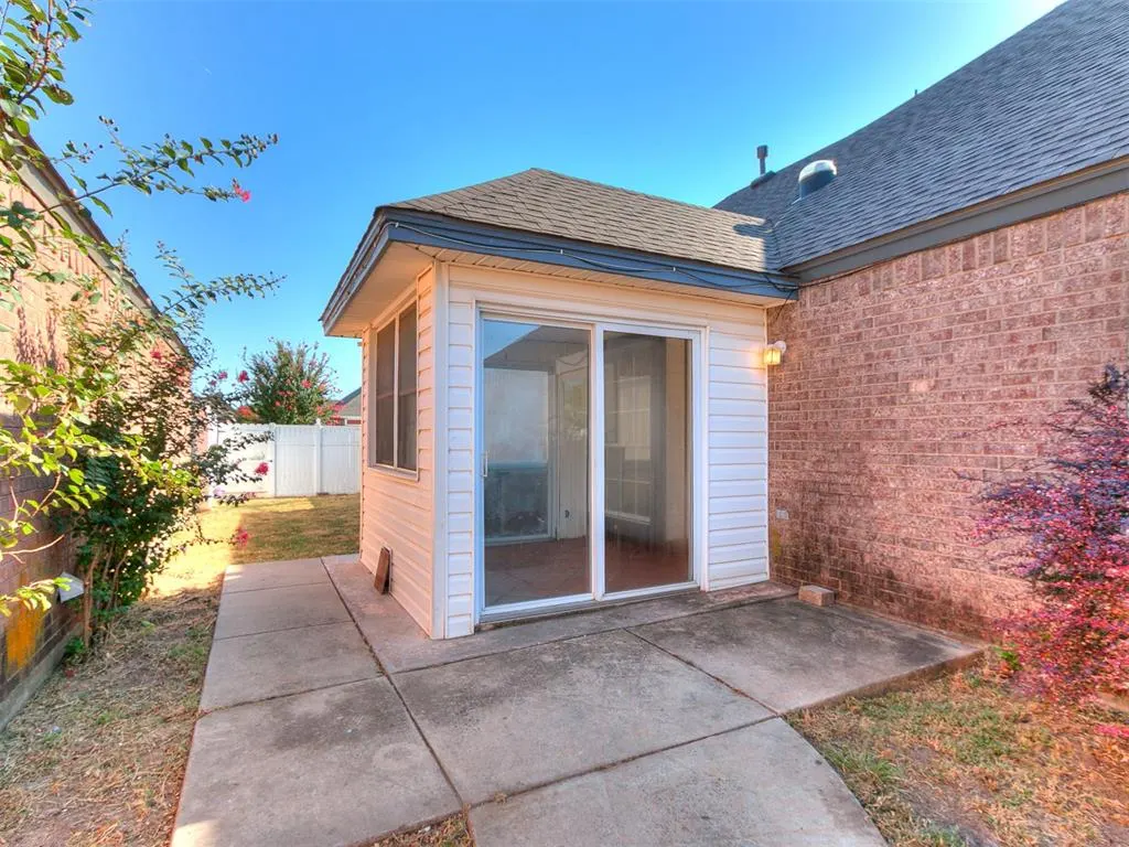Photo 30 — 1100 SW 23rd Street, Moore, OK 73170