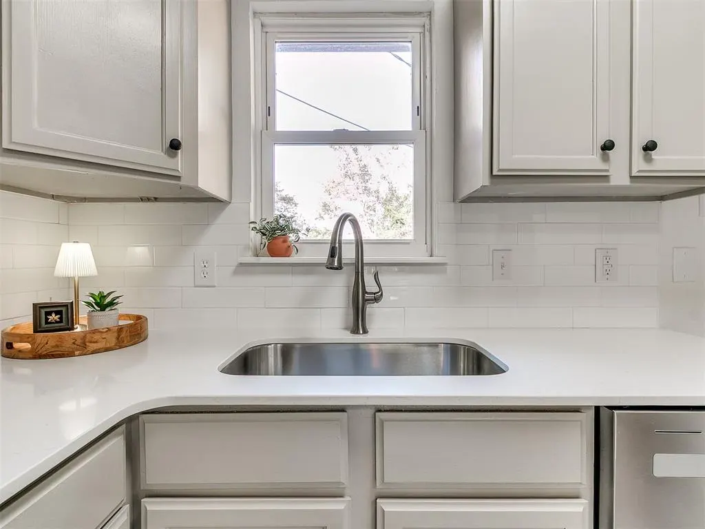 Photo 6 — 1510 Bedford Lane, Norman, OK 73072