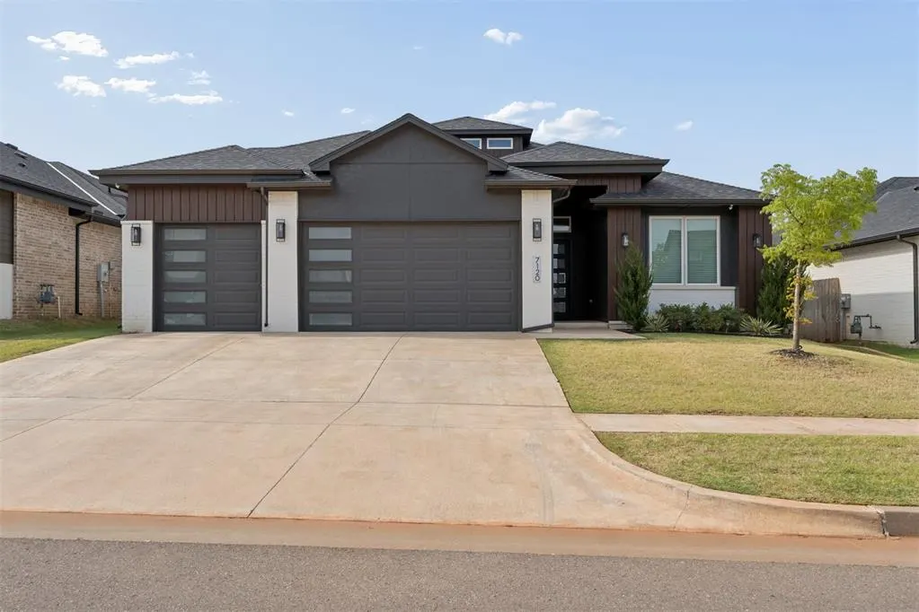 Front exterior — 7120 NW 154th Street, Edmond, OK 73013