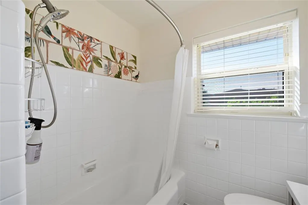 Photo 24 — 2301 N Warren Avenue, Oklahoma City, OK 73107