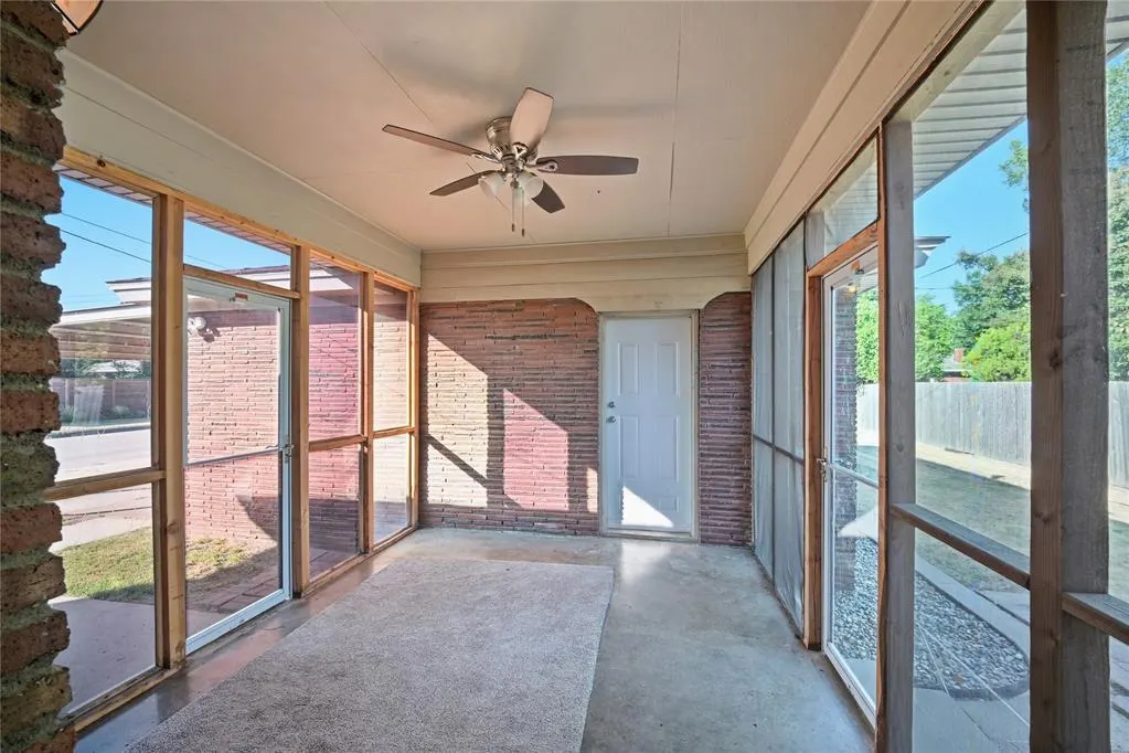 Photo 26 — 2301 N Warren Avenue, Oklahoma City, OK 73107