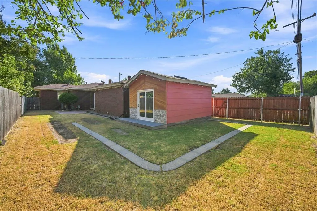 Photo 29 — 2301 N Warren Avenue, Oklahoma City, OK 73107