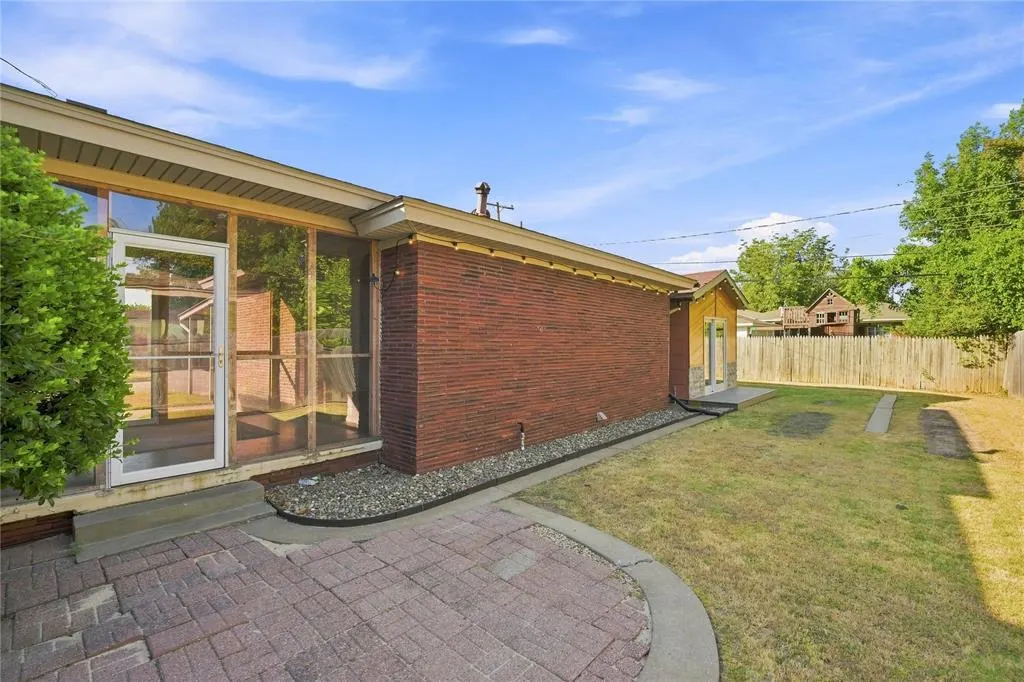 Photo 32 — 2301 N Warren Avenue, Oklahoma City, OK 73107