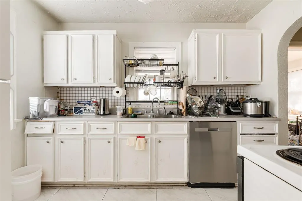 Photo 6 — 2129 NW 35th Street, Oklahoma City, OK 73112