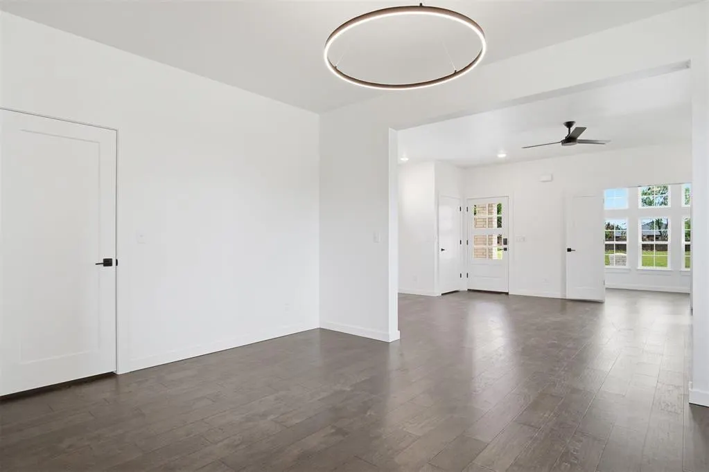 Photo 9 — 1601 NE 7th Street, Oklahoma City, OK 73117