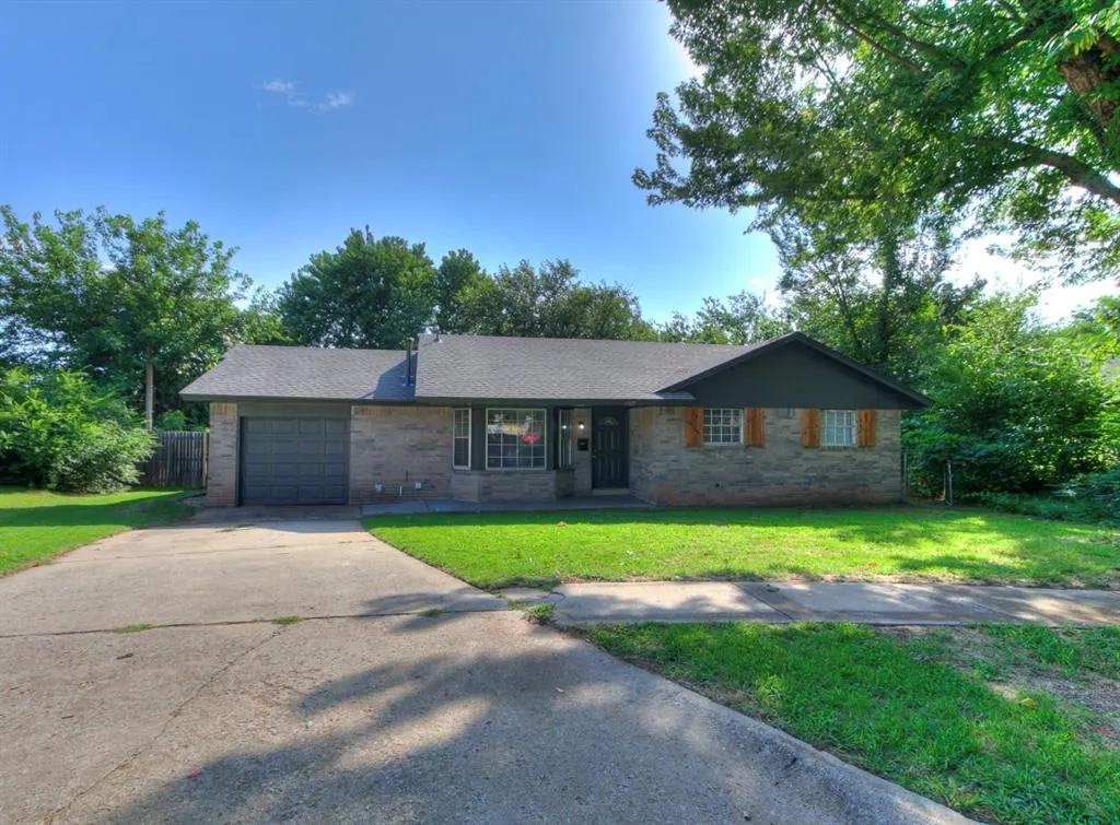 Front exterior — 1519 Rock Ridge Court, Norman, OK 73071
