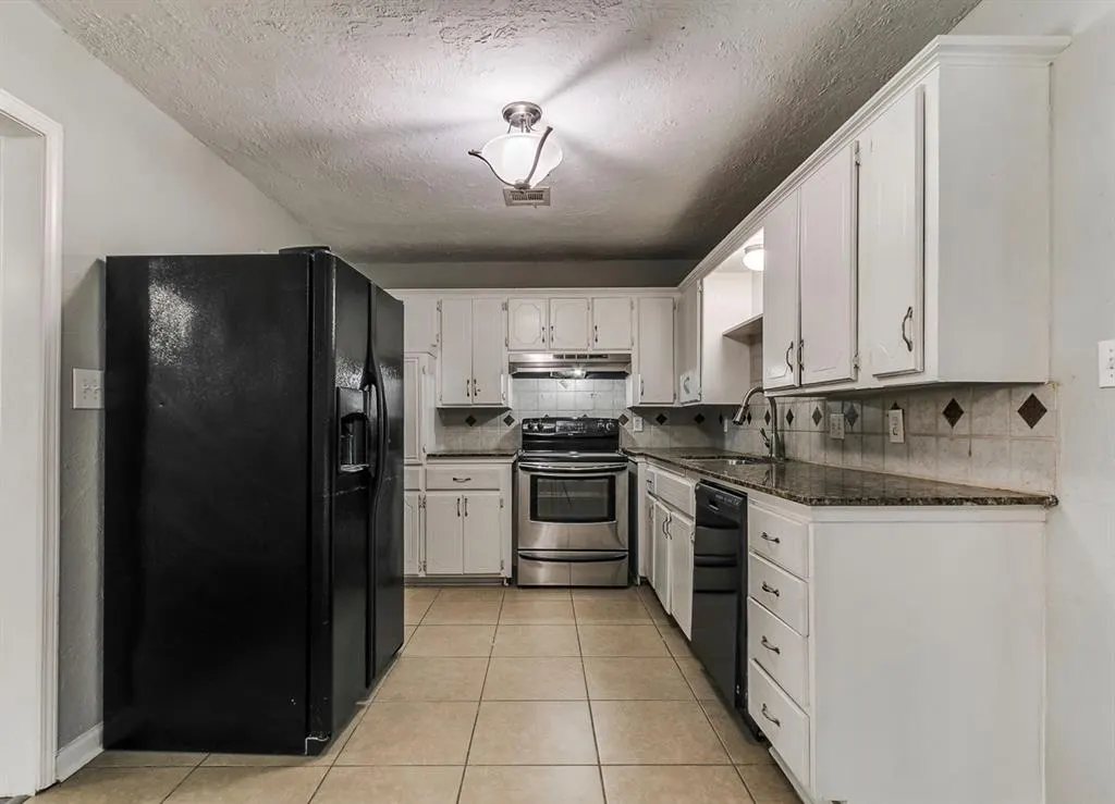 Photo 12 — 1519 Rock Ridge Court, Norman, OK 73071