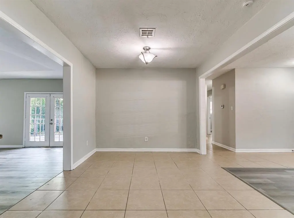 Photo 13 — 1519 Rock Ridge Court, Norman, OK 73071