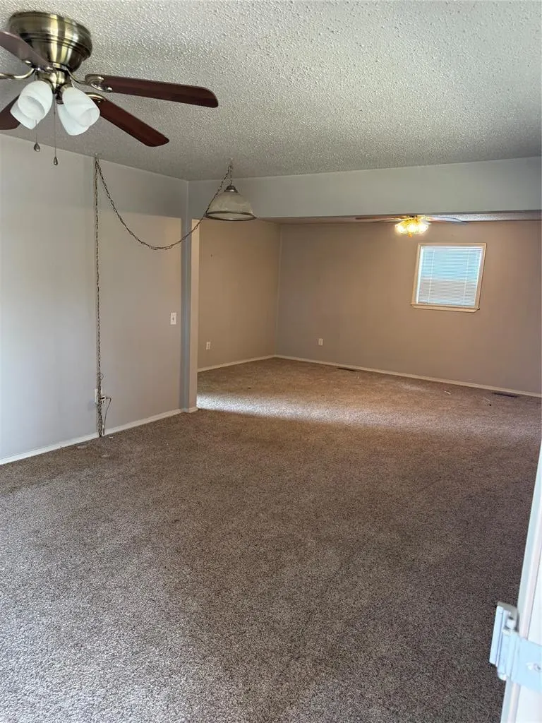Photo 2 — 14643 N 2950 Road, Dover, OK 73734