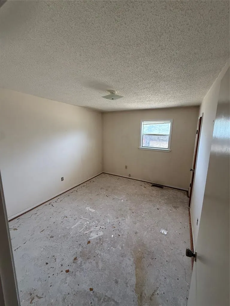 Photo 8 — 14643 N 2950 Road, Dover, OK 73734