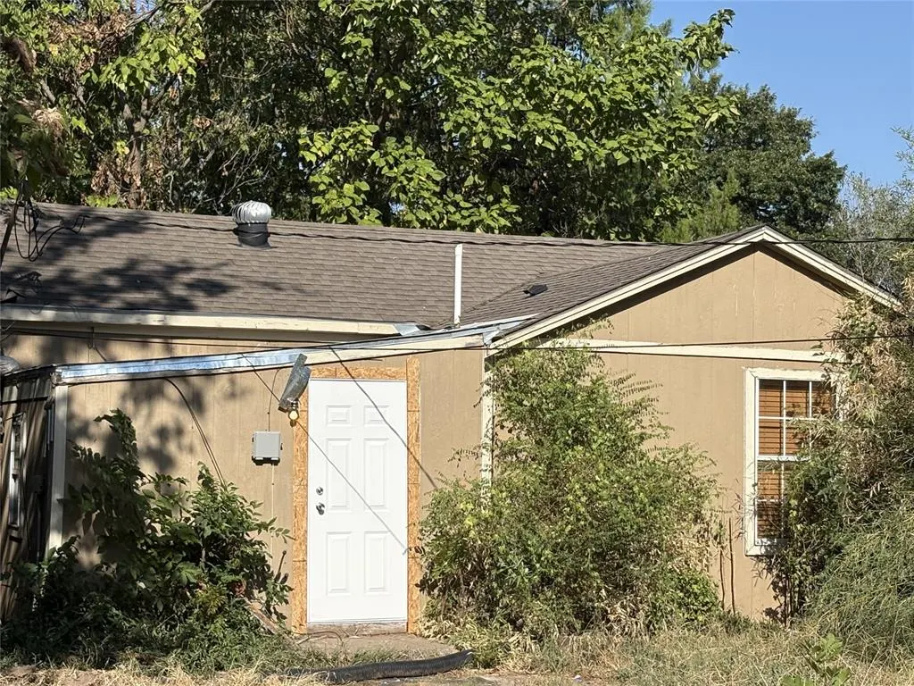 Photo 8 — 219 S Cook Avenue, Norman, OK 73071