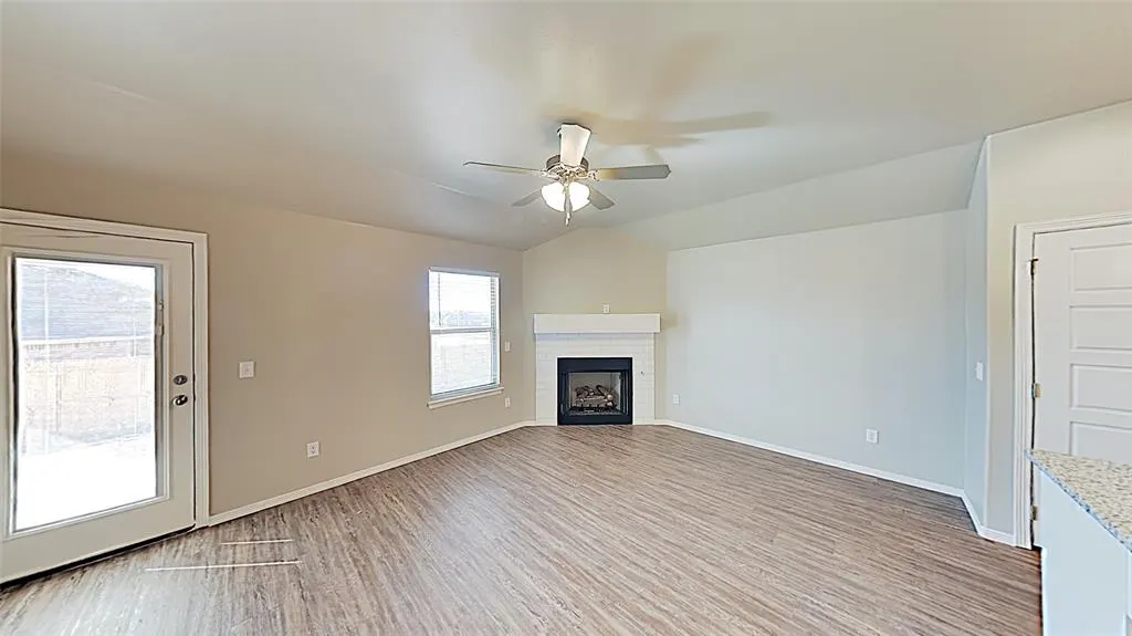 Photo 7 — 17657 MacArthur Park Drive, Edmond, OK 73013