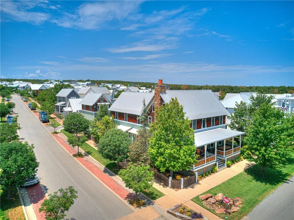 Photo 36 — 31 Boulevard, Carlton Landing, OK 74432