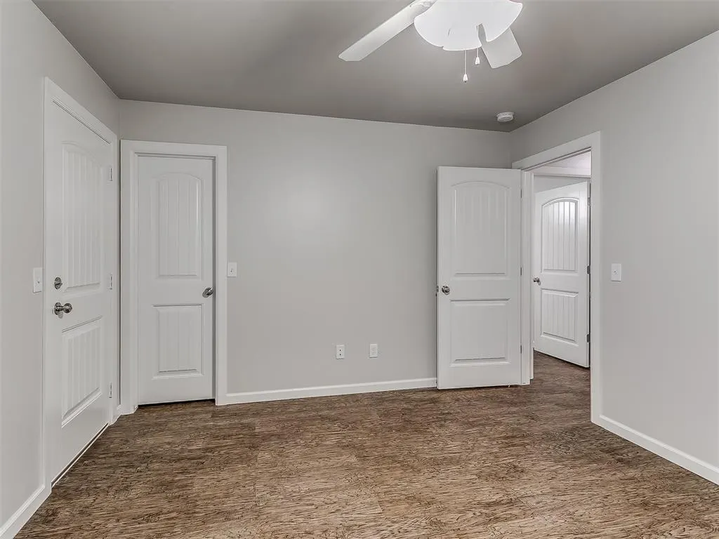 Photo 6 — 425 Summit Ridge Drive, Oklahoma City, OK 73114